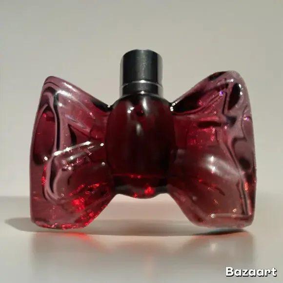 NIB Viktor & Rolf BonBon Mini Eau de Parfum .24 oz 7ml Fragrance - Picture 3 of 3